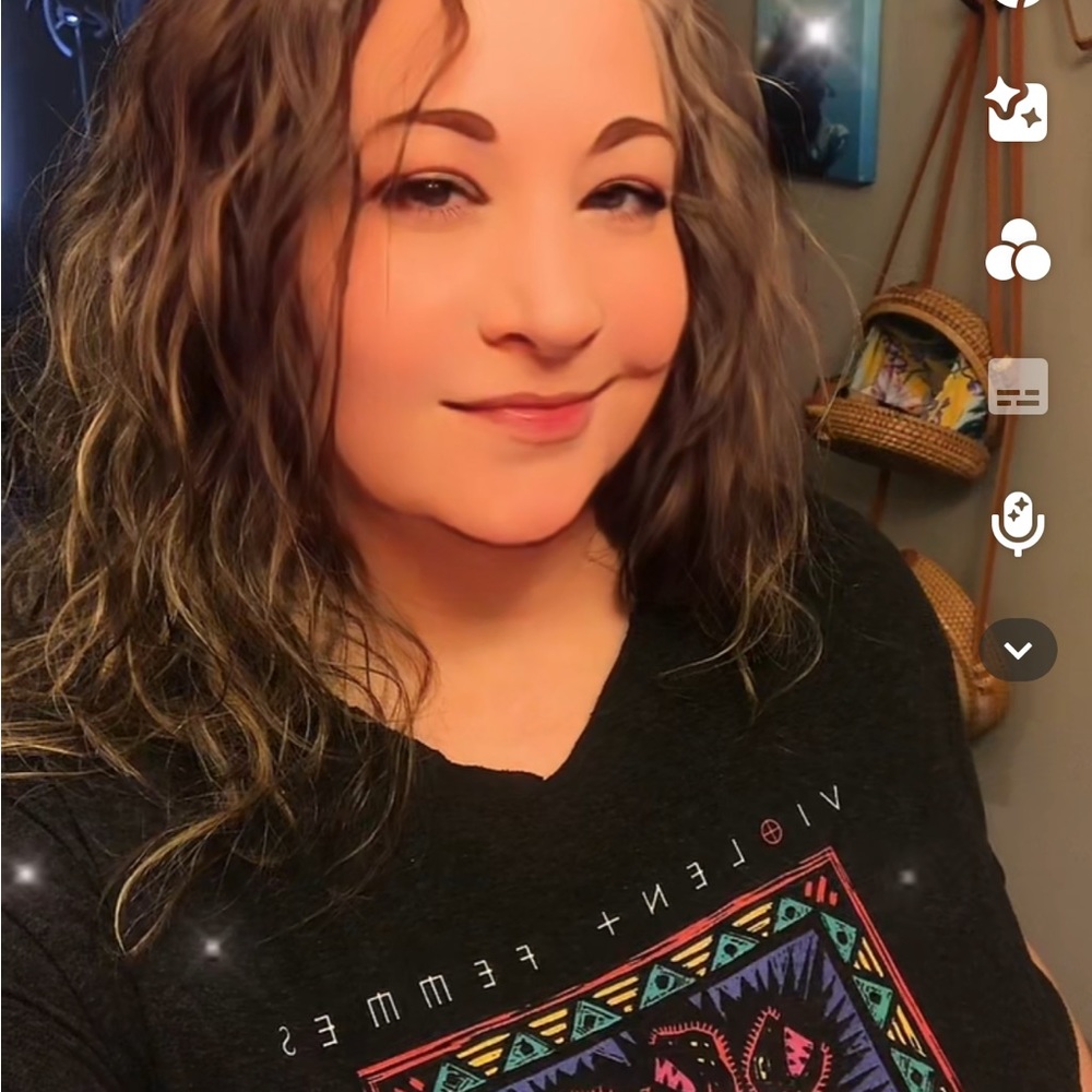 Meet your Posher, Mikayla